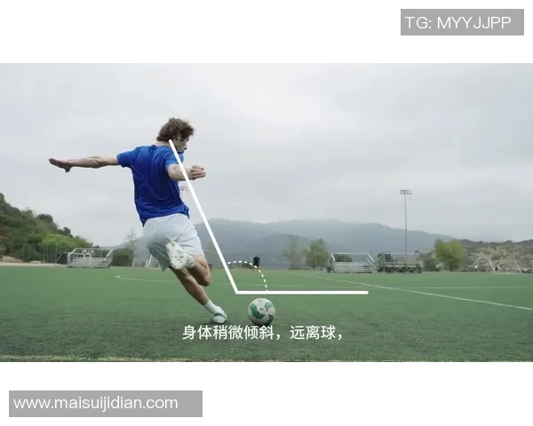 科学足球训练新思路：提升速度的有效方法与技巧解析